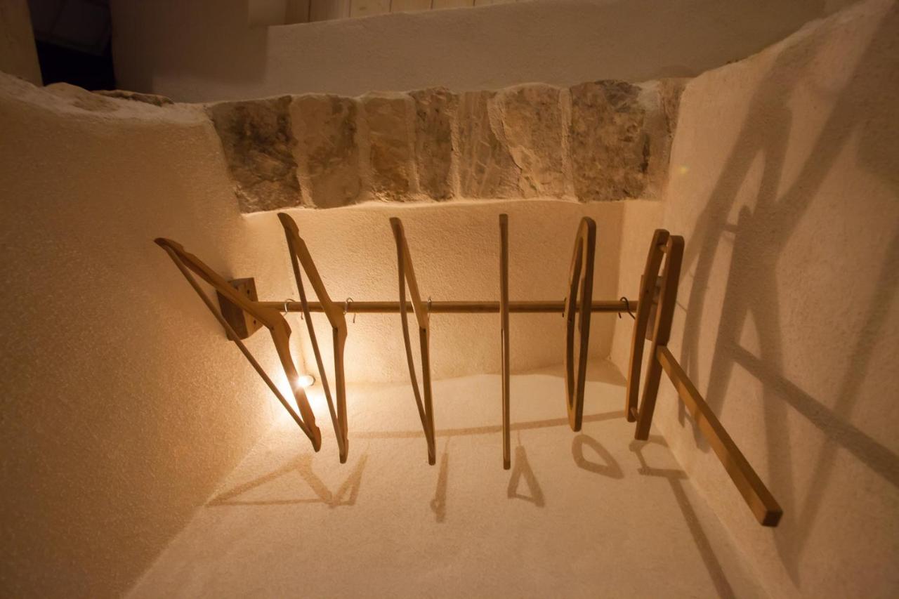 Case-Grotte Degli Avi, Esperienza Abitativa In Grotta Modica Luaran gambar