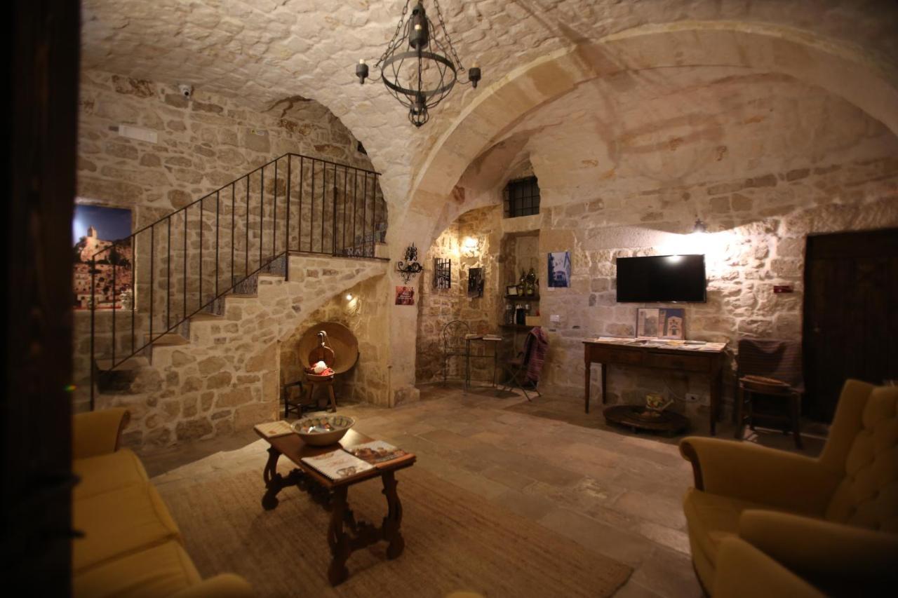 Case-Grotte Degli Avi, Esperienza Abitativa In Grotta Modica Luaran gambar