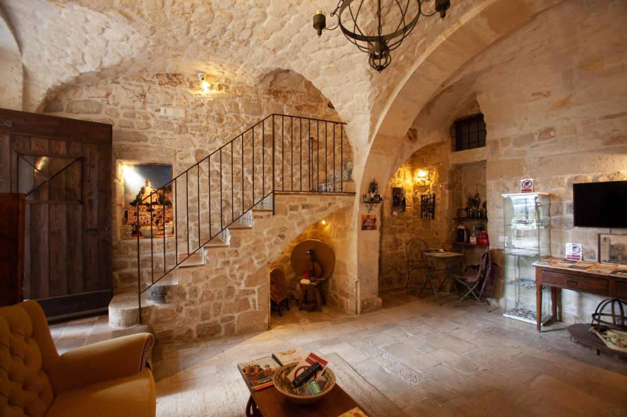 Case-Grotte Degli Avi, Esperienza Abitativa In Grotta Modica Luaran gambar
