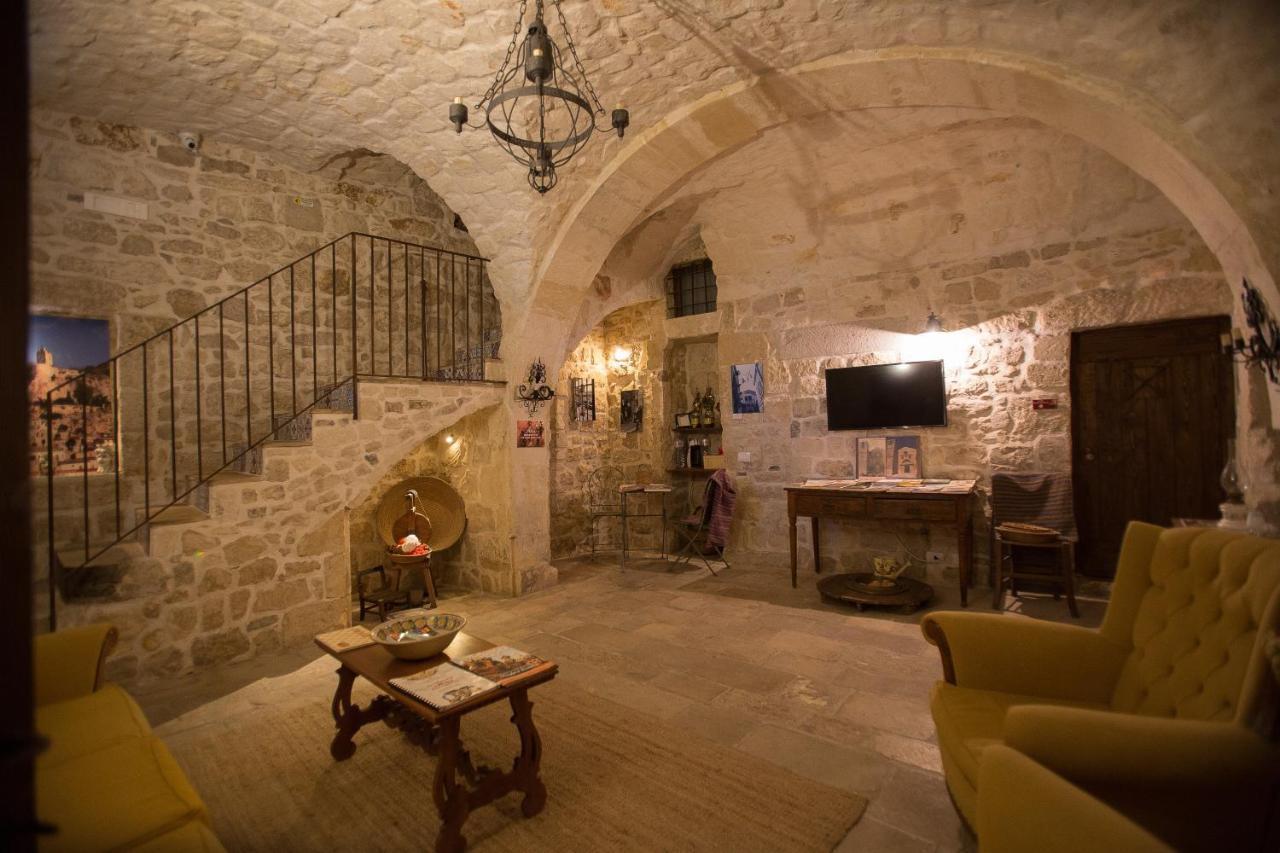 Case-Grotte Degli Avi, Esperienza Abitativa In Grotta Modica Luaran gambar