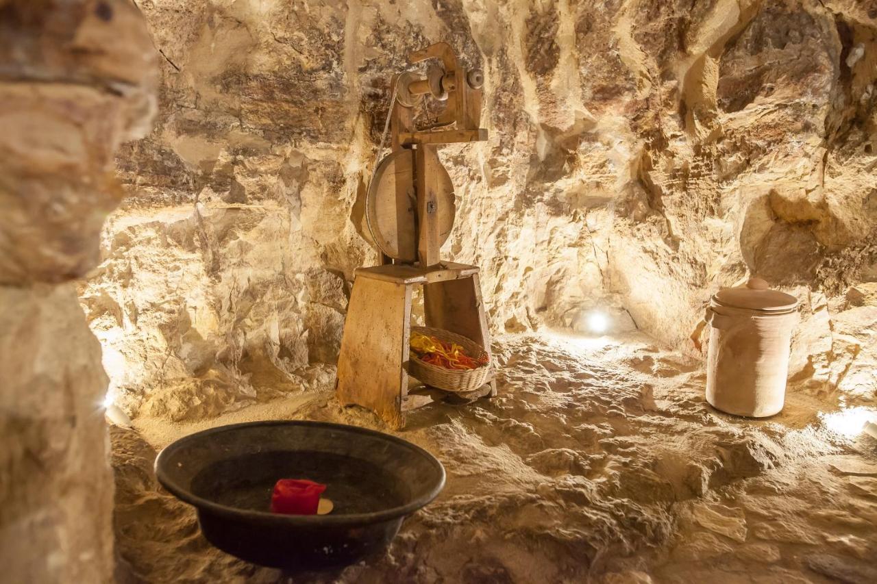 Case-Grotte Degli Avi, Esperienza Abitativa In Grotta Modica Luaran gambar